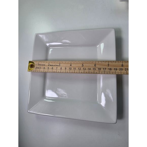 Set of 4-  FOOD NETWORK All White Undecorated Framed 7.5" Salad Plates - Picture 3 of 6